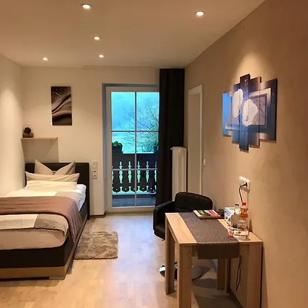 Restaurant Hausberg 3* 가르미슈파르텐키르헨